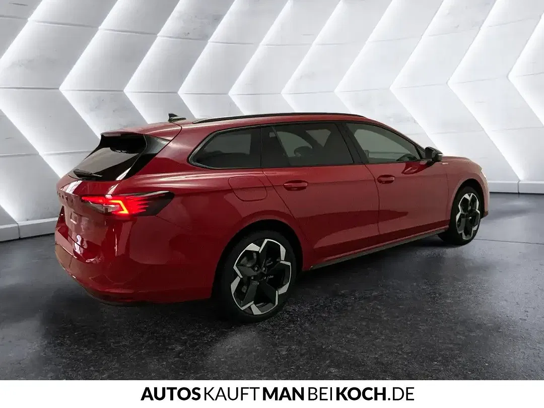 Skoda Superb - Thumbnail 3