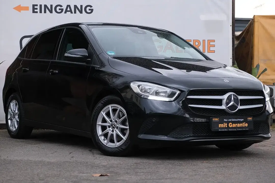 Mercedes-Benz B 200 - Thumbnail 4