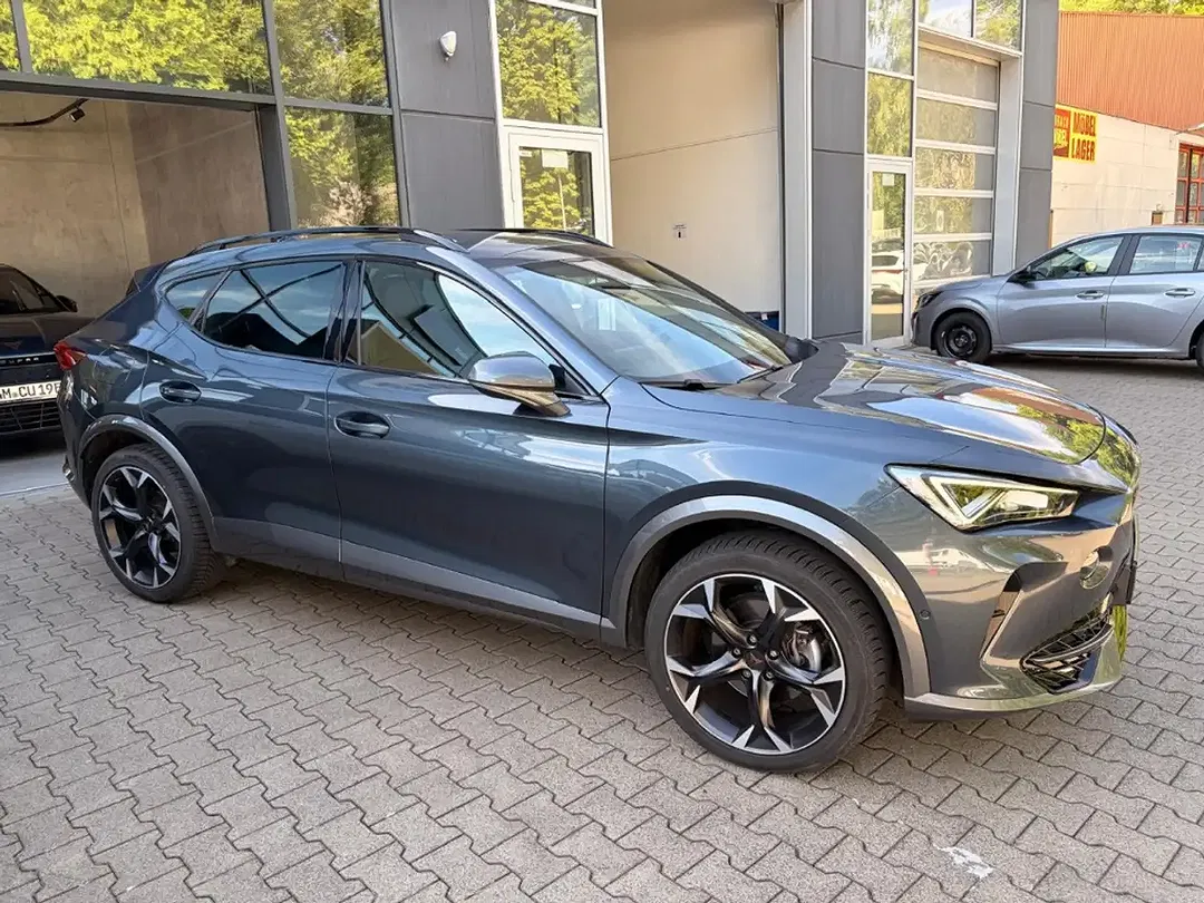 CUPRA Formentor - Thumbnail 3