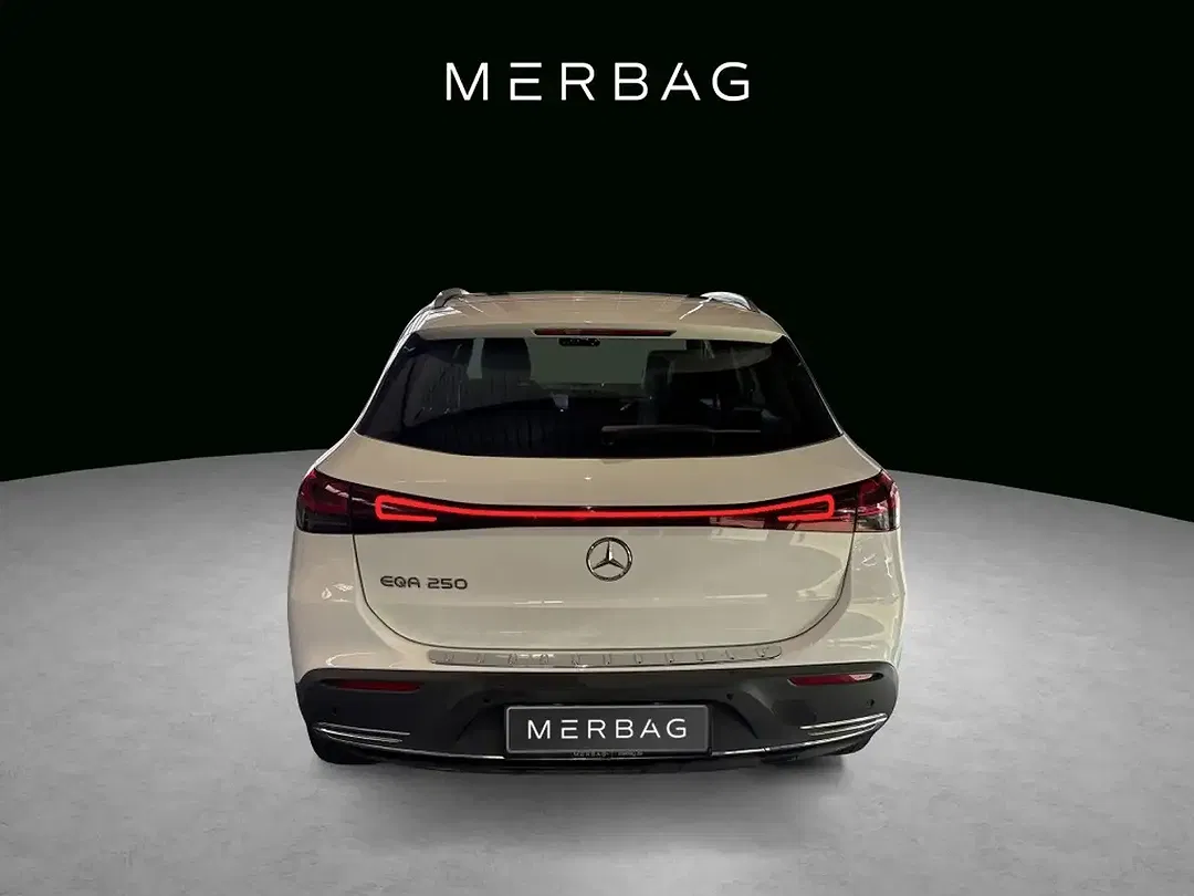 Mercedes-Benz EQA 250 - Thumbnail 6