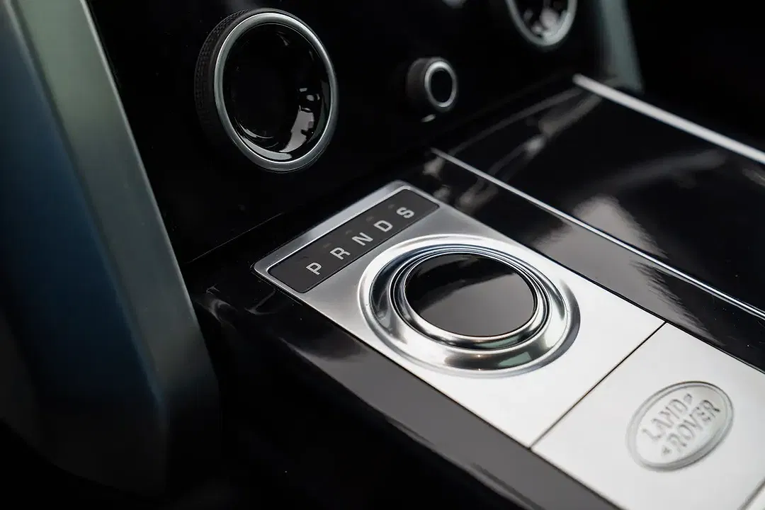 Land Rover Range Rover - Thumbnail 12