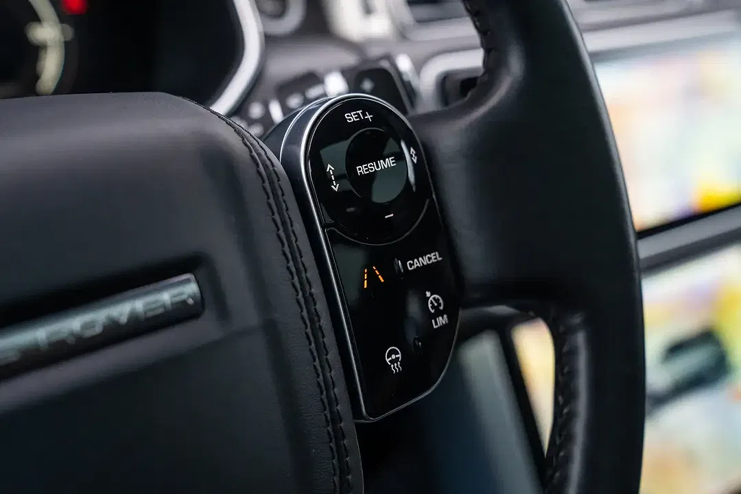 Land Rover Range Rover - Thumbnail 14