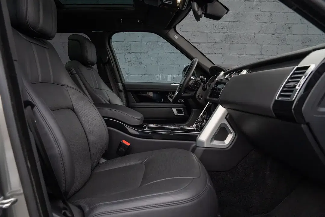 Land Rover Range Rover - Thumbnail 7
