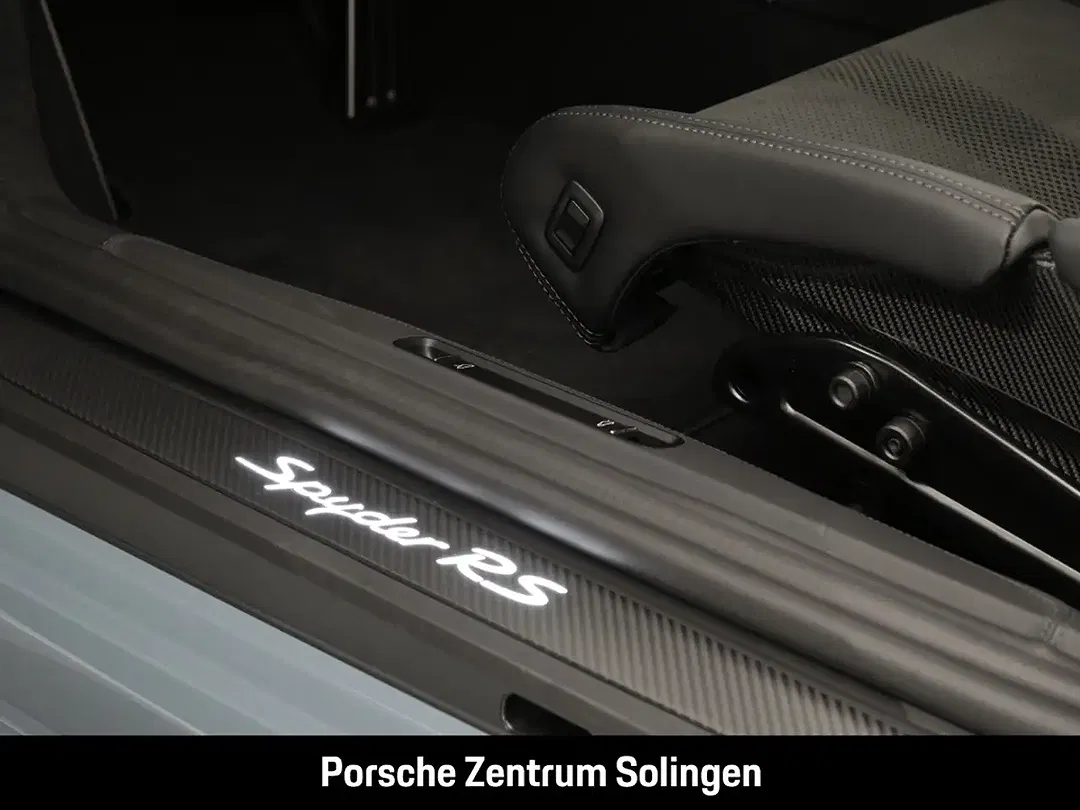 Porsche 718 Spyder - Thumbnail 15