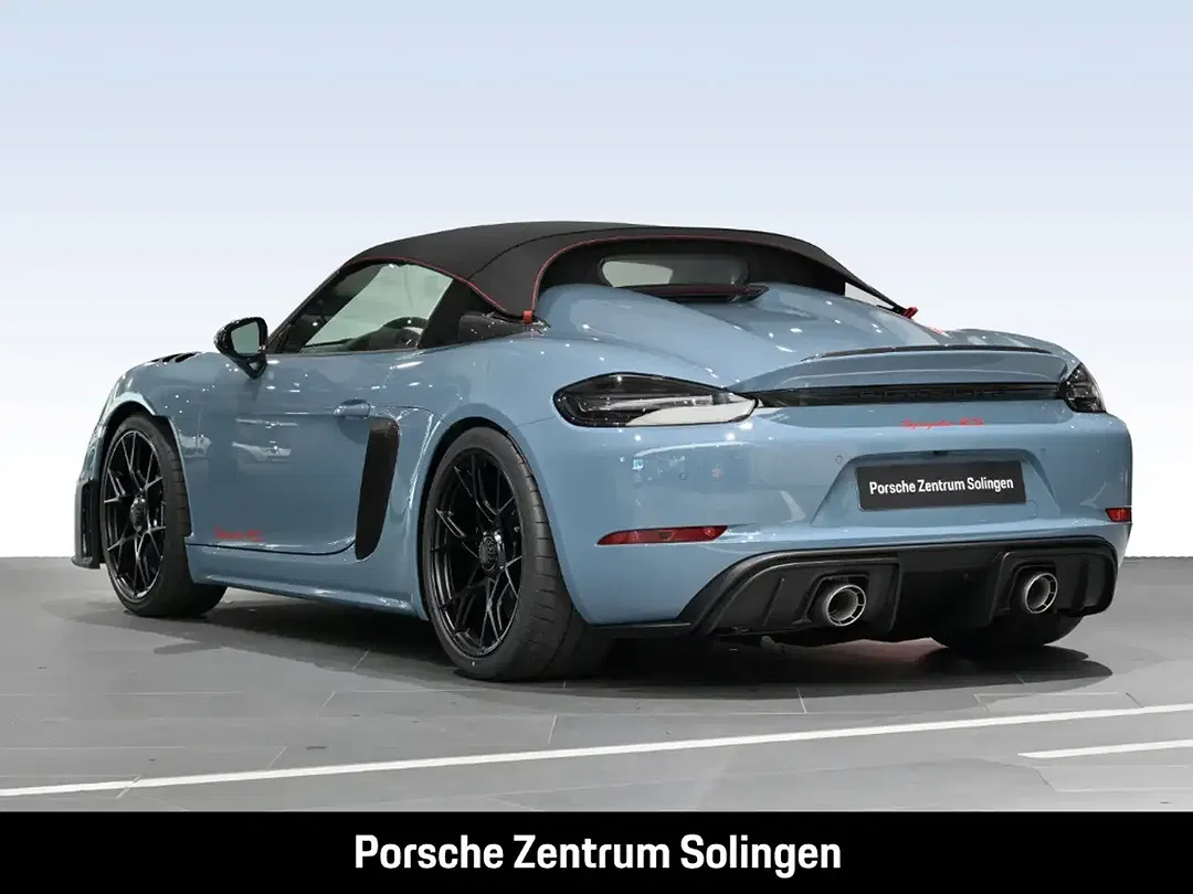 Porsche 718 Spyder - Thumbnail 3