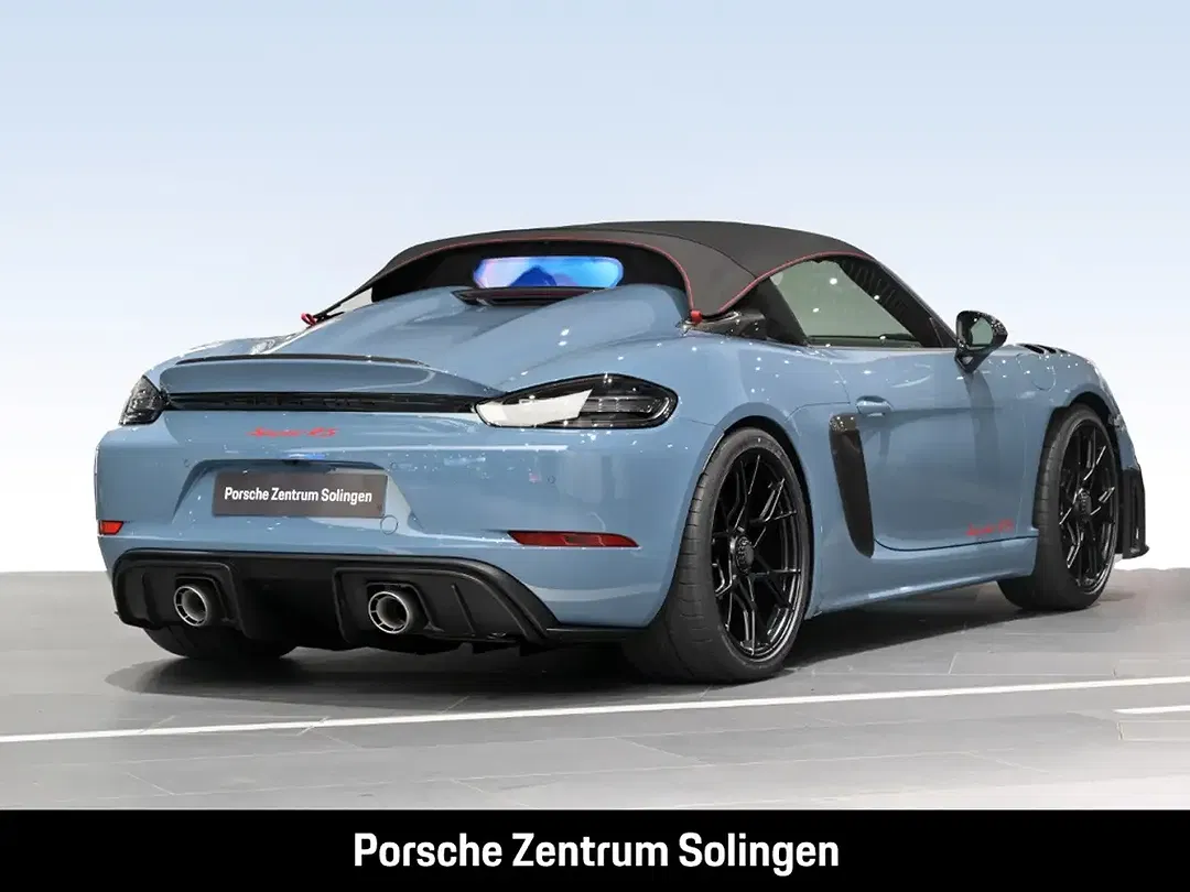 Porsche 718 Spyder - Thumbnail 4