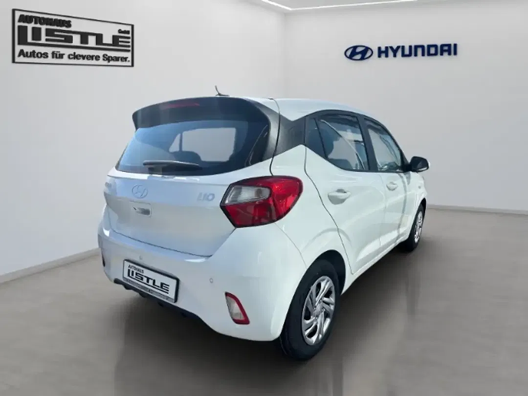 Hyundai i10 - Thumbnail 3