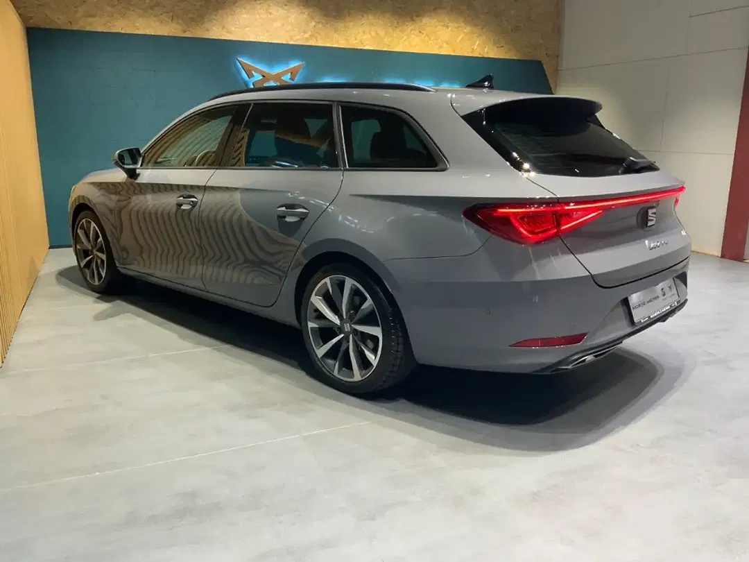 SEAT Leon - Thumbnail 9