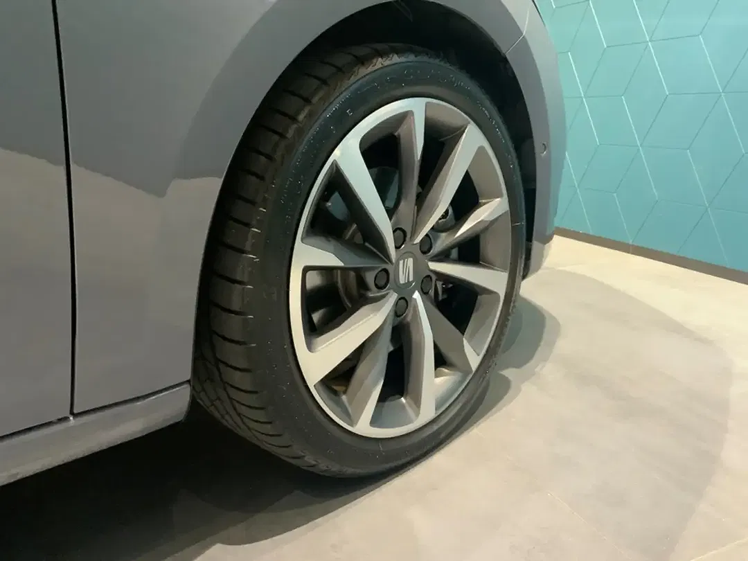 SEAT Leon - Thumbnail 10