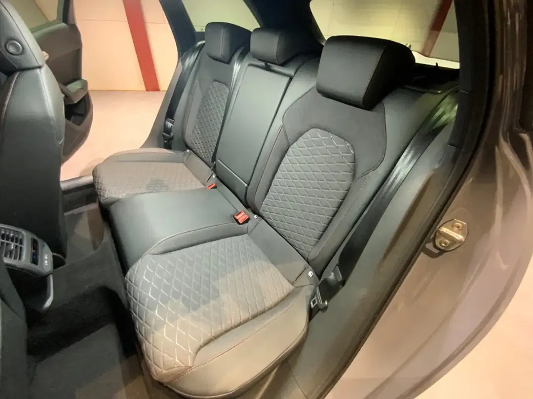 SEAT Leon - Thumbnail 12