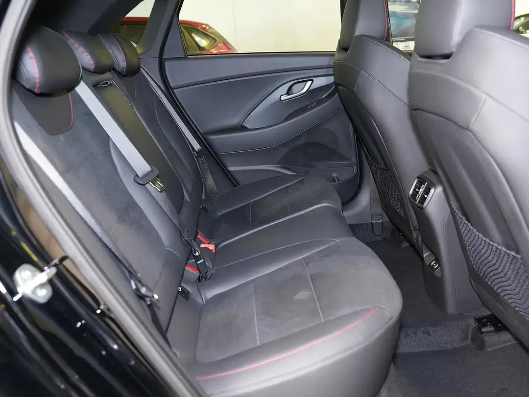 Hyundai i30 - Thumbnail 8