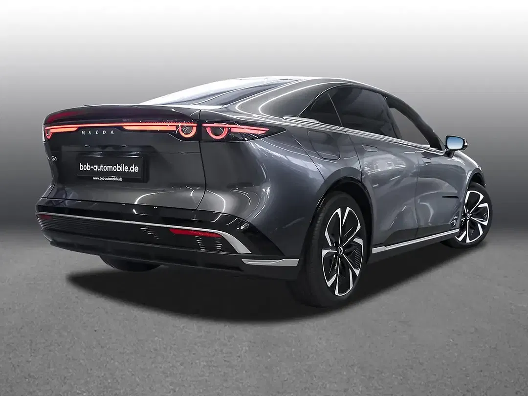 Mazda 6e - Thumbnail 2
