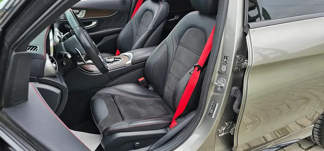 Mercedes-Benz C 43 AMG - Thumbnail 16