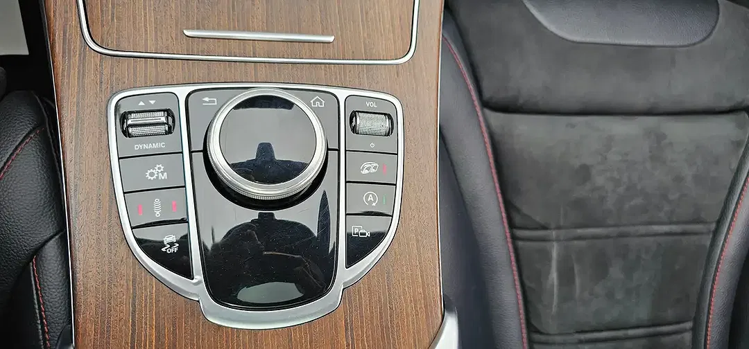 Mercedes-Benz C 43 AMG - Thumbnail 43