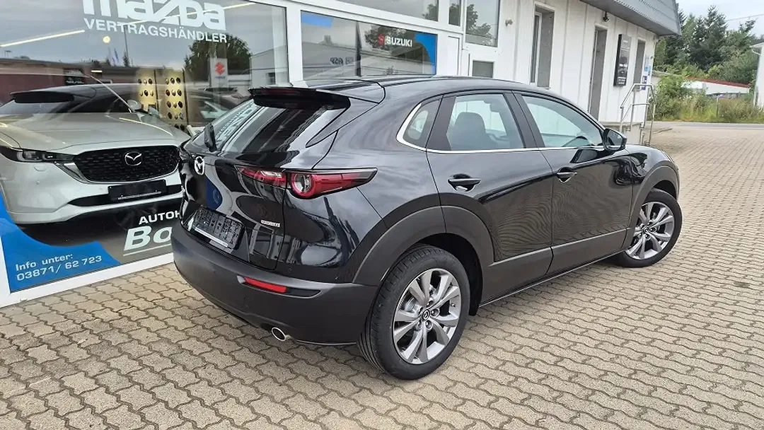 Mazda CX-30 - Thumbnail 3