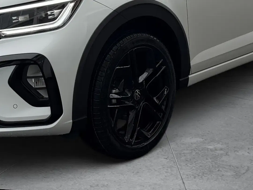 Volkswagen Taigo - Thumbnail 3