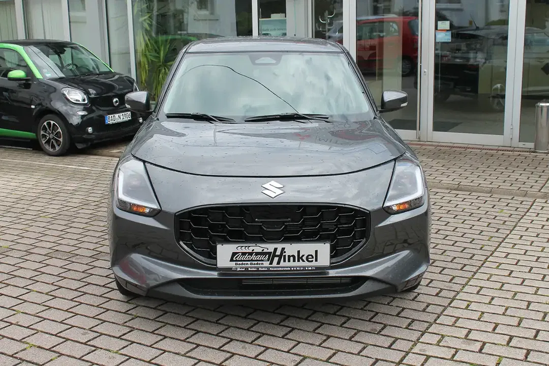 Suzuki Swift - Thumbnail 2