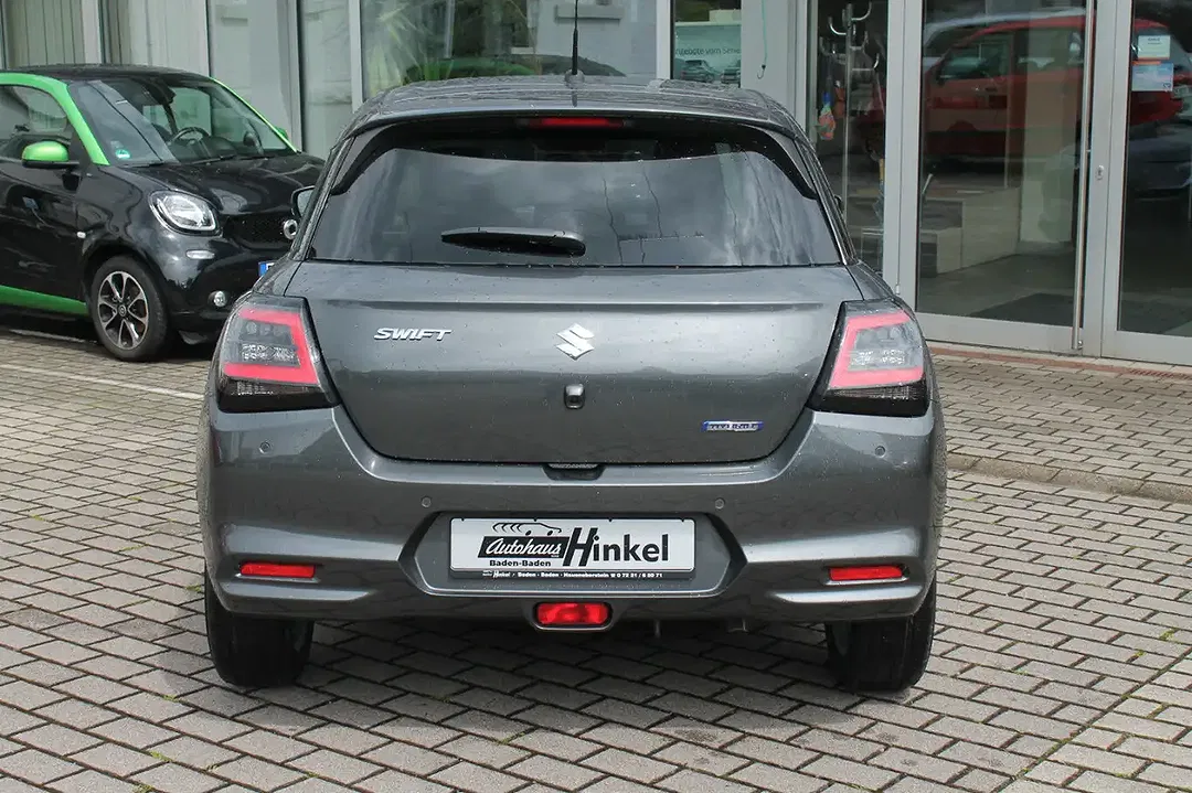 Suzuki Swift - Thumbnail 3