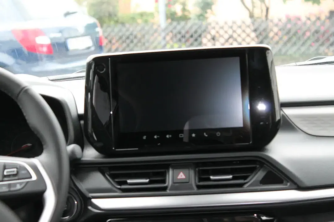 Suzuki Swift - Thumbnail 5