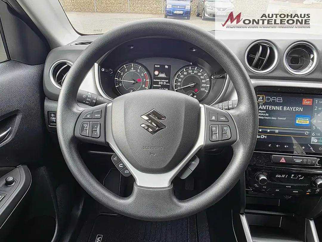 Suzuki Vitara - Thumbnail 10