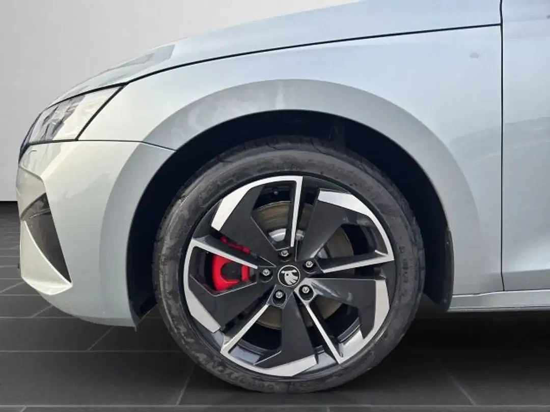 Skoda Octavia - Thumbnail 8