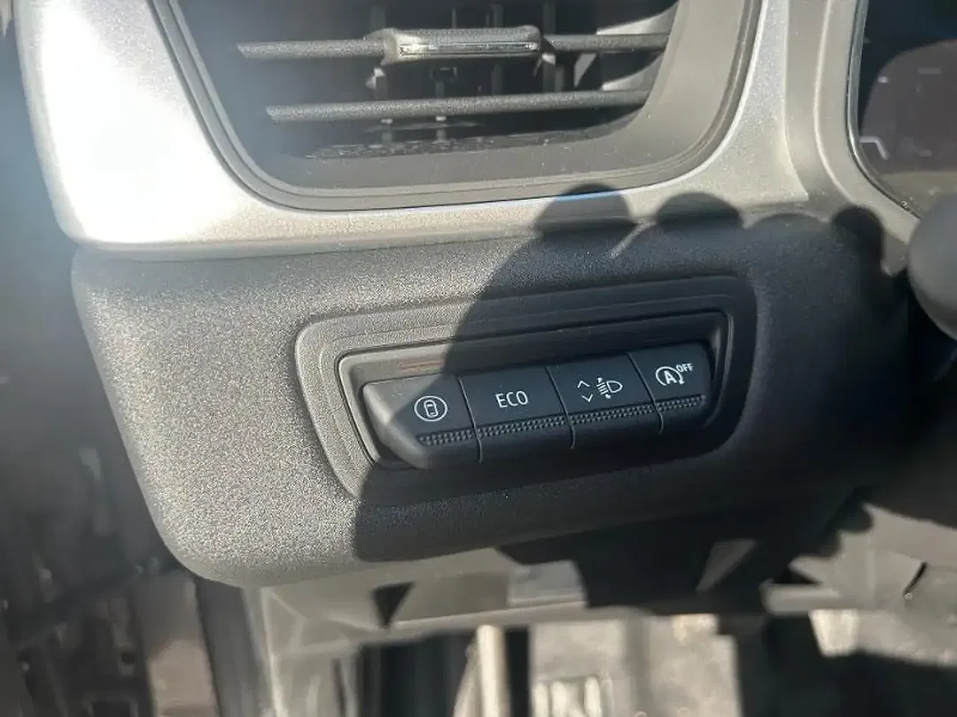 Mitsubishi ASX - Thumbnail 14