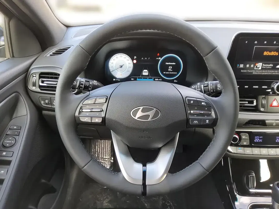 Hyundai i30 - Thumbnail 10