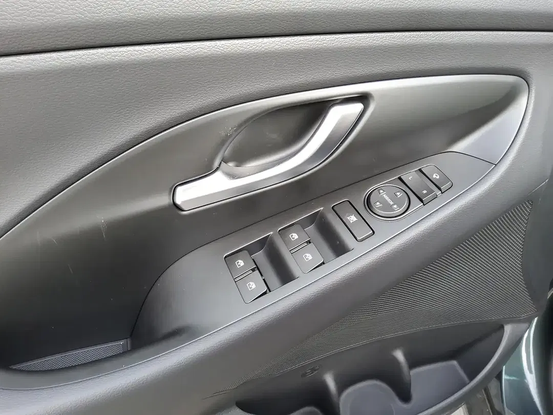 Hyundai i30 - Thumbnail 14
