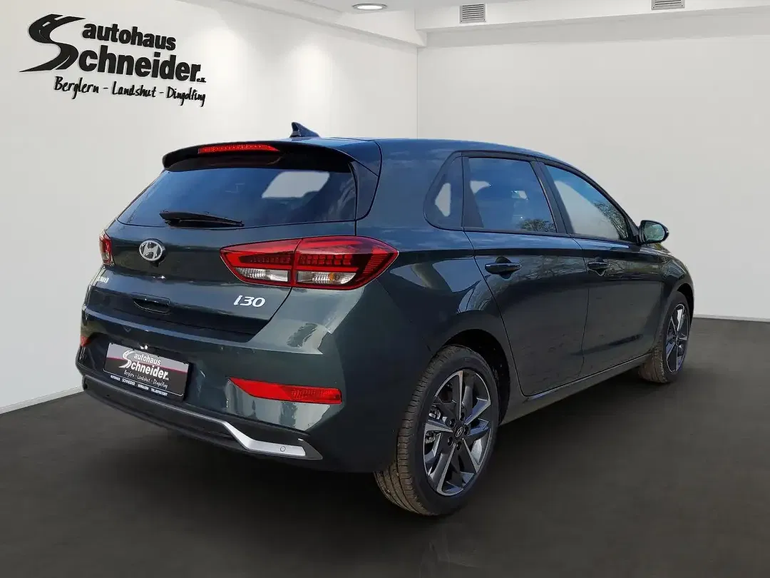 Hyundai i30 - Thumbnail 3