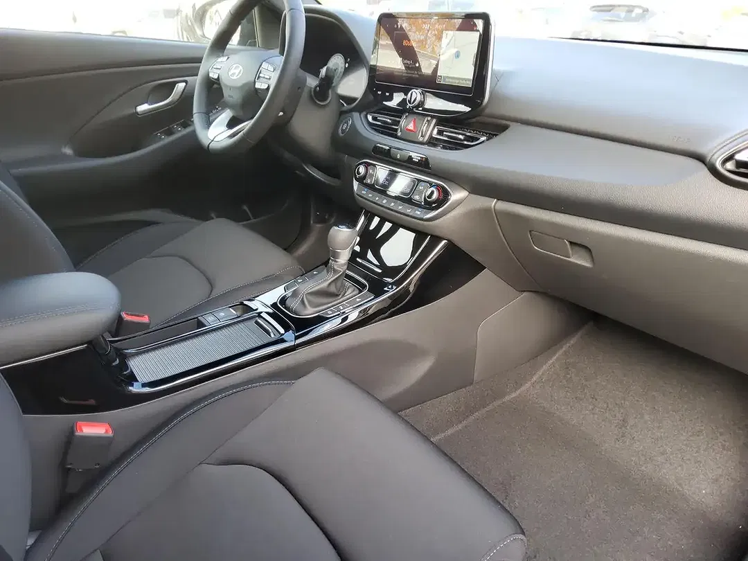 Hyundai i30 - Thumbnail 8