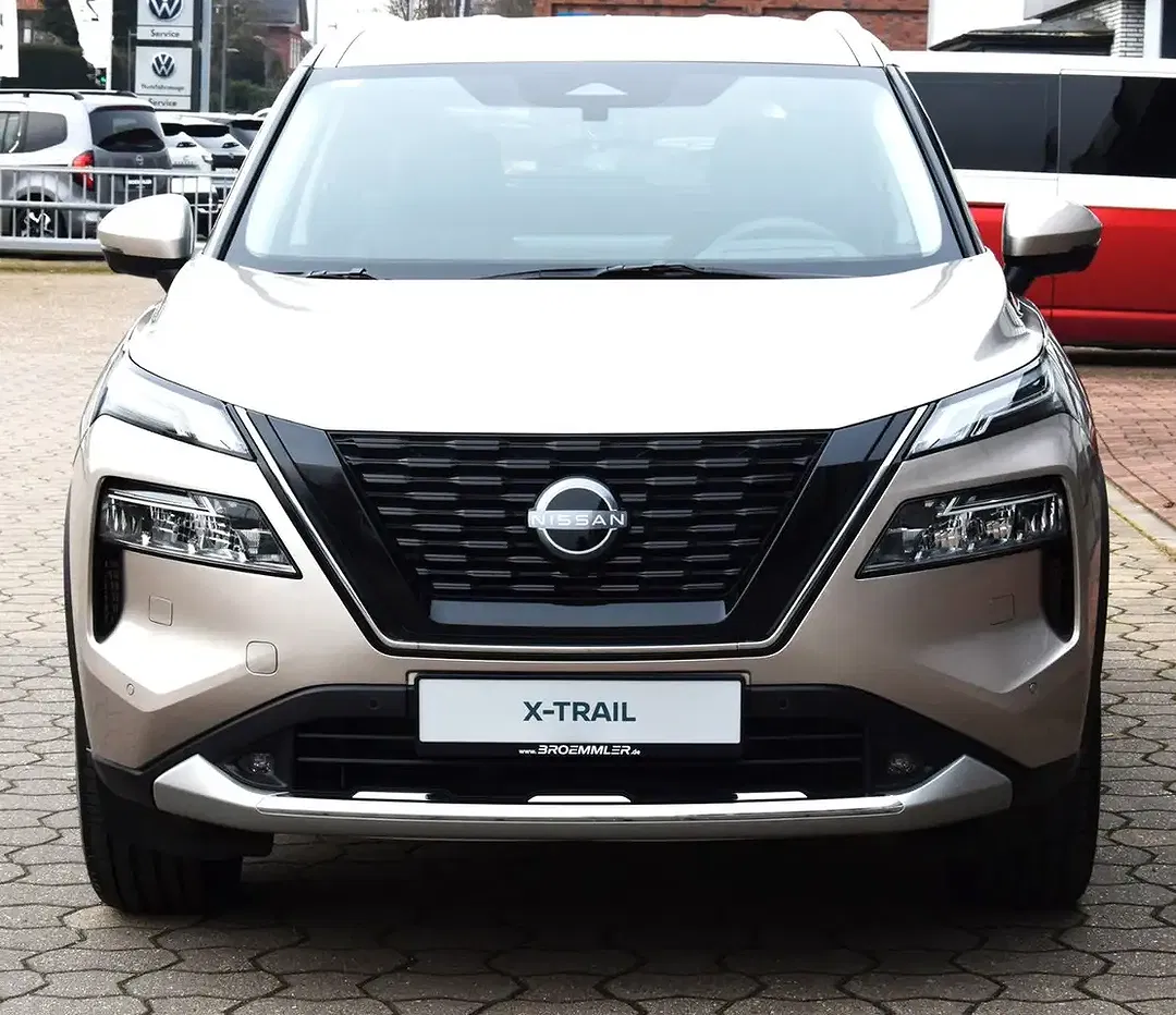 Nissan X-Trail - Thumbnail 2