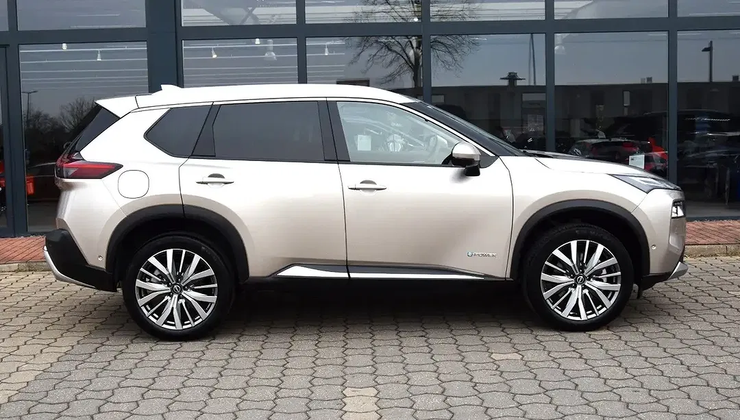 Nissan X-Trail - Thumbnail 4