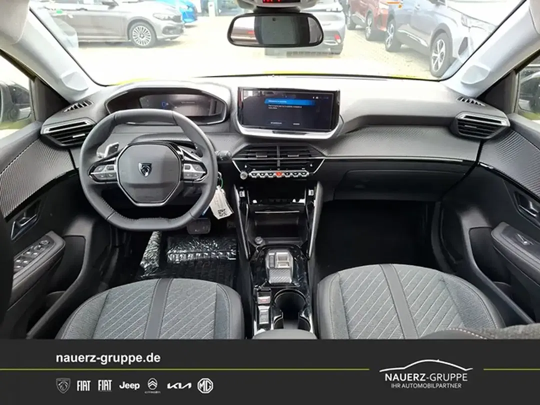 Peugeot 208 - Thumbnail 8