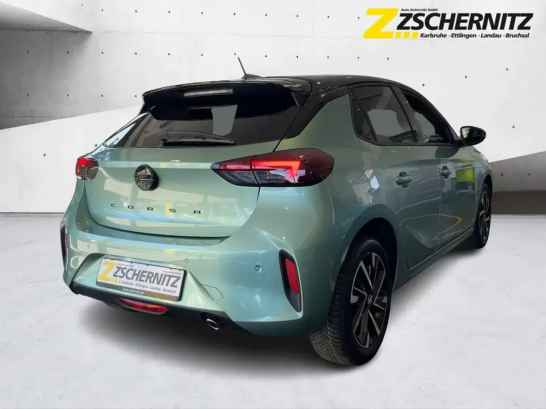 Opel Corsa - Thumbnail 3