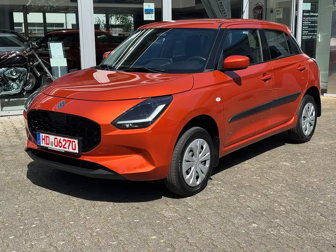 Suzuki Swift - Thumbnail 1