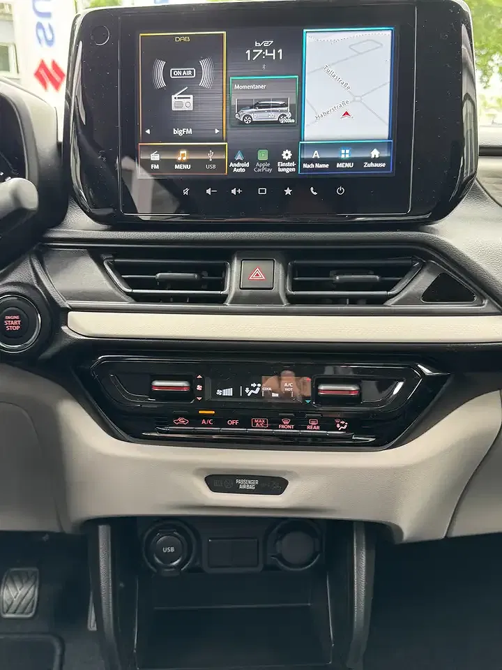 Suzuki Swift - Thumbnail 12