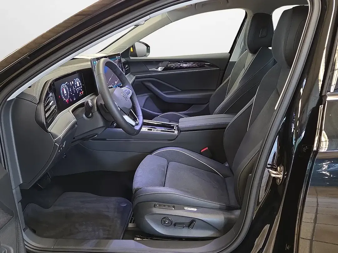 Volkswagen Passat Variant - Thumbnail 7