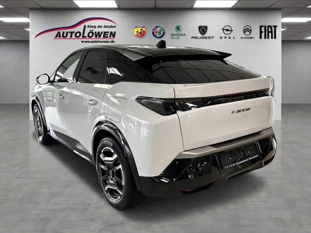 Peugeot 3008 - Thumbnail 2