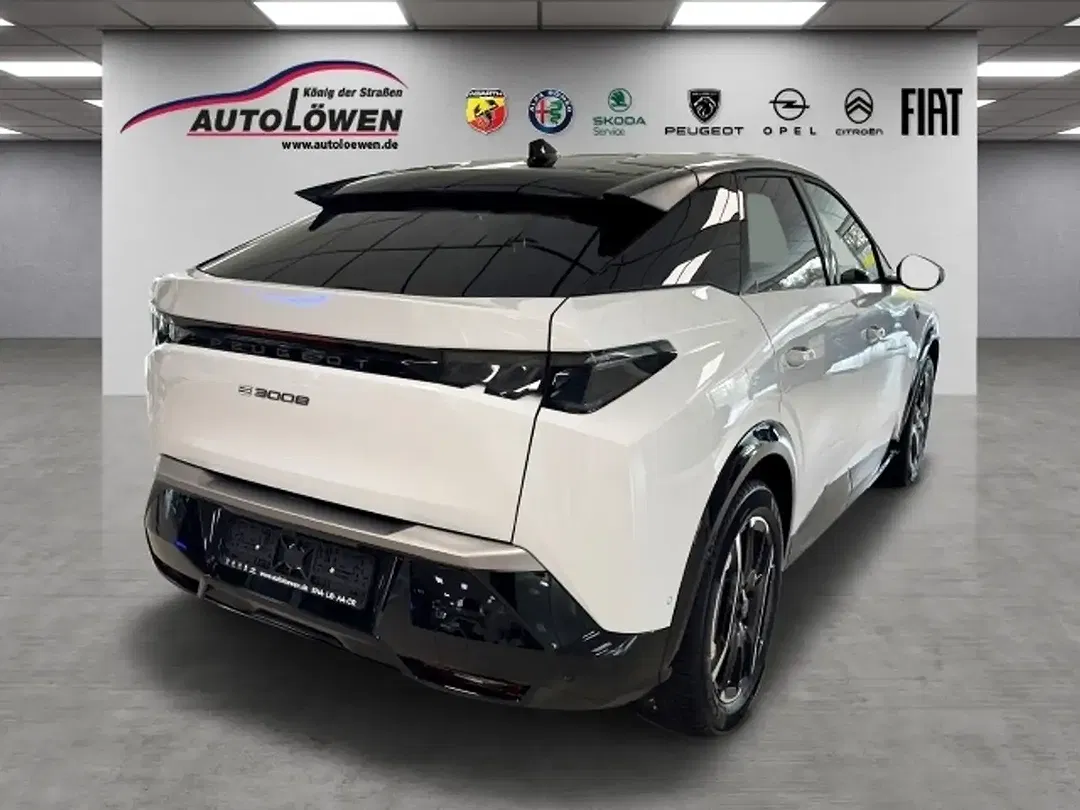 Peugeot 3008 - Thumbnail 3