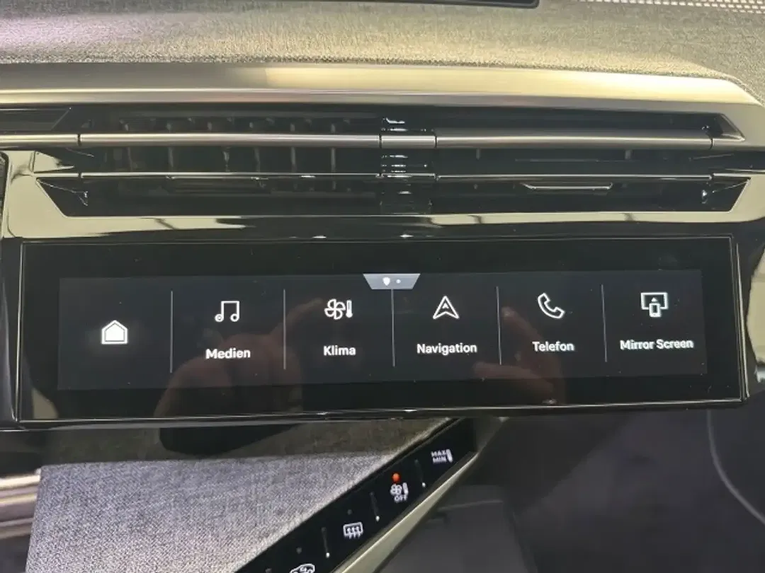 Peugeot 3008 - Thumbnail 5