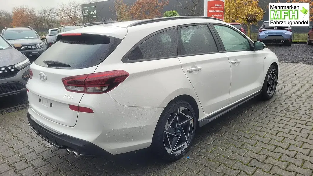 Hyundai i30 - Thumbnail 4