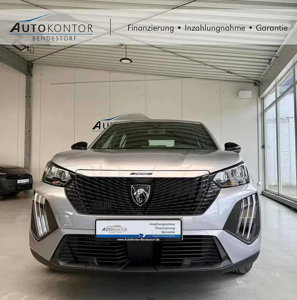 Peugeot 2008 - Thumbnail 1