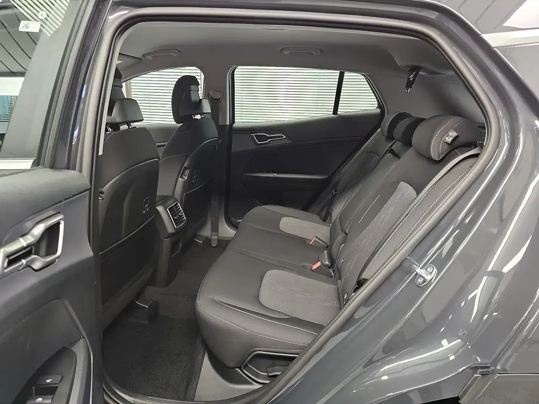 Kia Sportage - Thumbnail 6