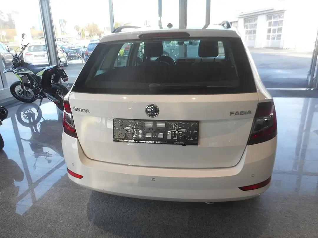 Skoda Fabia - Thumbnail 7