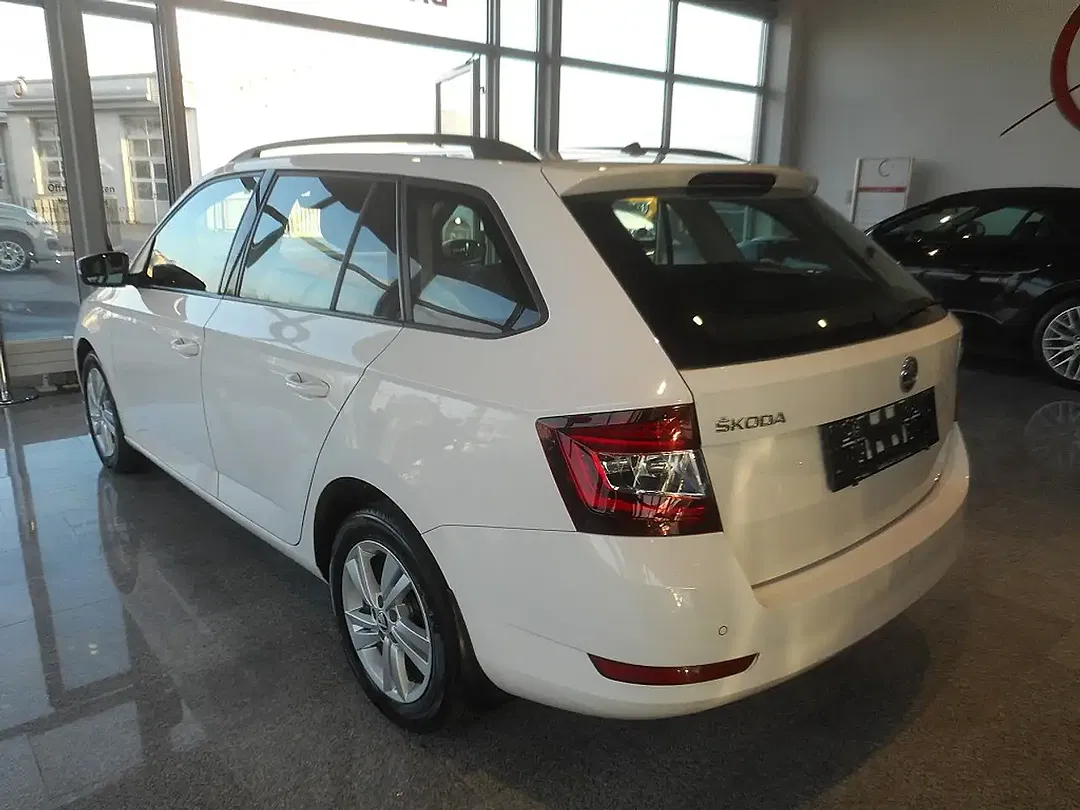 Skoda Fabia - Thumbnail 8