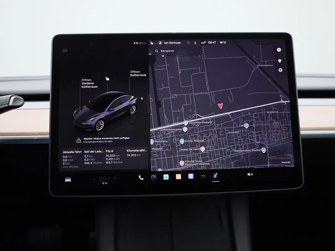 Tesla Model 3 - Thumbnail 15