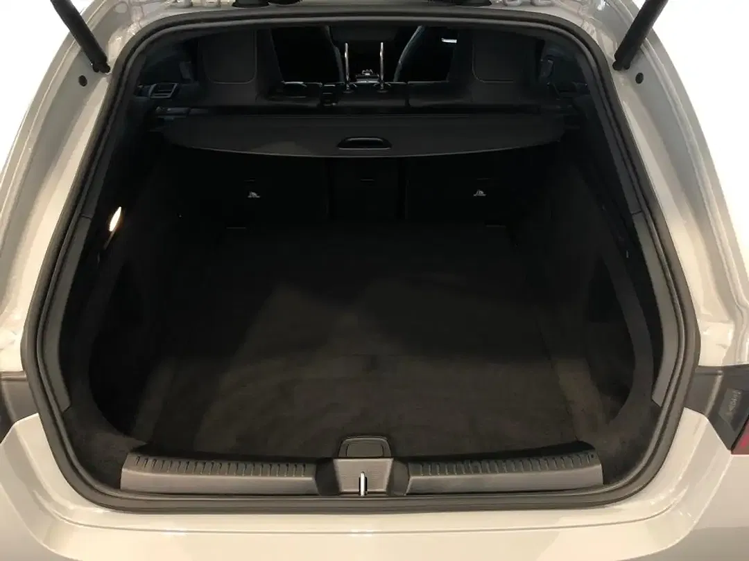 Mercedes-Benz CLA 180 - Thumbnail 12