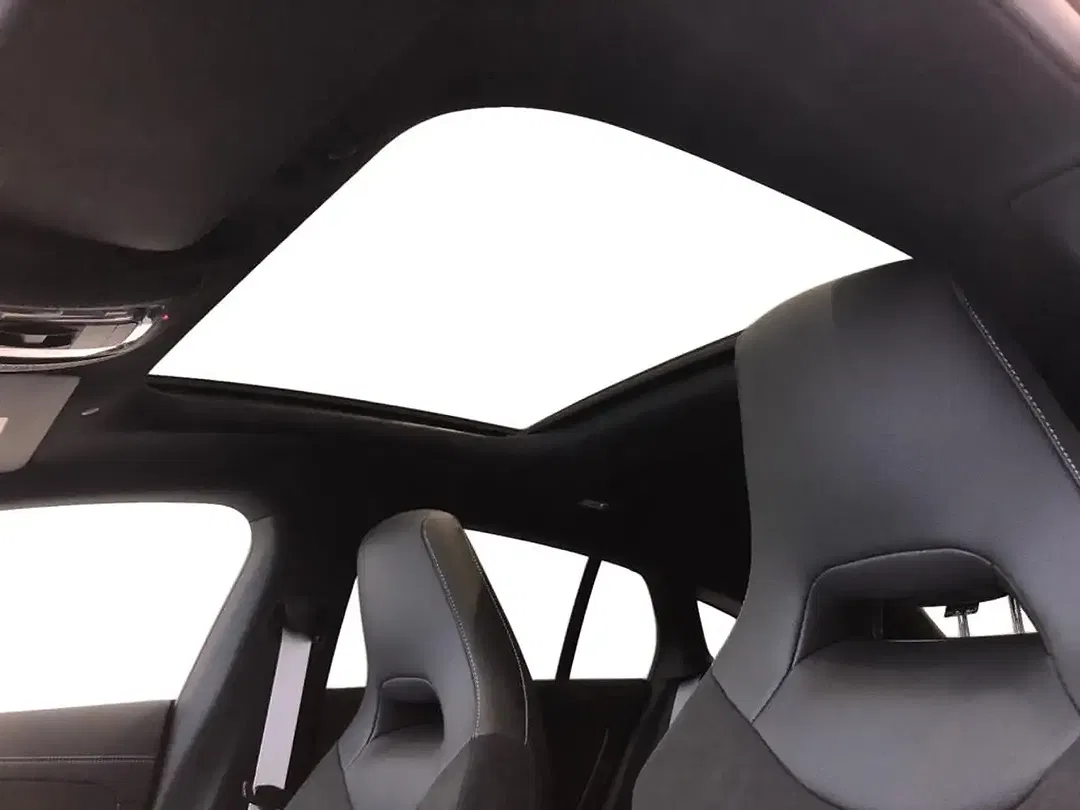 Mercedes-Benz CLA 180 - Thumbnail 13