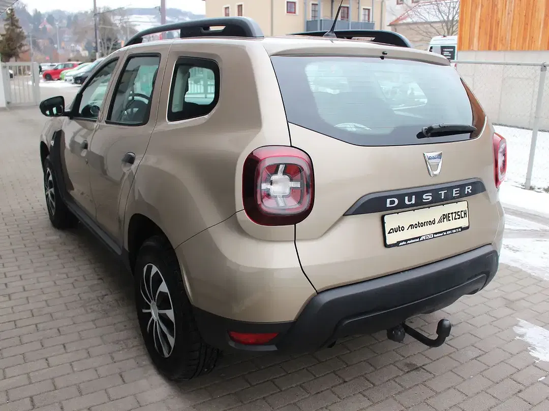 Dacia Duster - Thumbnail 2