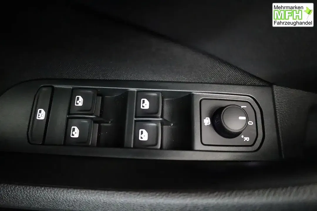 Skoda Kamiq - Thumbnail 7